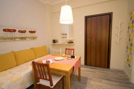 Apartamento Relaxing By Acropolis Atenas Exterior foto